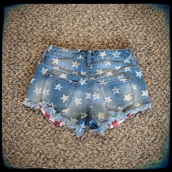 Mossimo High Rise Cut-off Shorts 00/24 - Picture 4 of 6